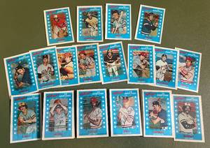lot 11D image: 1982 Kelloggs Baseball Complete Vintage Set in Original Box - Baseball Cards