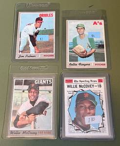 lot 64D image: 4 1970 Topps Vintage Baseball Star Card Lot - (2) McCovey, Fingers, Palmer