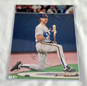 lot 172D image: Robin Yount Signed 8x10 Photo - Baseball