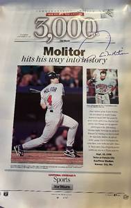 lot 87D image: Paul Molitor Signed 3,000th Hit Poster - Minnesota Twins Baseball