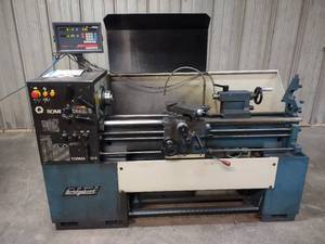 lot 3 image: Romi Tormax 13-5 Engine Lathe, 13.5...