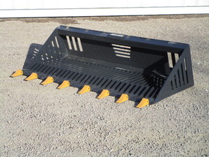 LandHonor 72 Skid Steer Rock Bucket