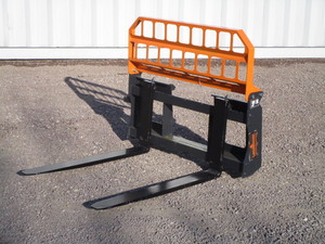 LandHonor Skid Steer Pallet Forks