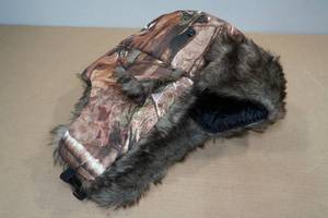 lot 15 image: Adult Mad Bomber Trapper Hat