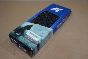 lot 28 image: Korkers Interchangeable Sole System Studded Vibram Idrogrip -Size 10