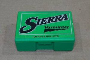 lot 140 image: 100 Sierra 7mm .284 100 Gr HP Bullets