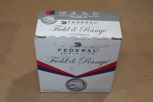 lot 206 image: 25 Federal Field & Range 12 Gauge 2-34 7-12 Shot Shotshells