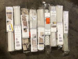 Lot of various Home Decor Items Customer Returns Review all pictures