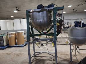 lot 1 image: Coulter Stainless Steel Jacketed Mi...