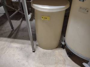 lot 56 image: Nalgene Tank, 60 Gallon ...