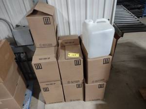 lot 123 image: (14) 5 Gallon Jugs...