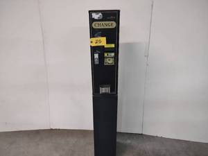 lot 25 image: American Changer AC1001