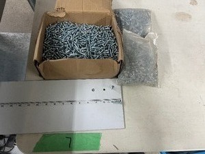 21LBS 10-32 X 1 PHILLIPS PAN HEAD MS ZINC