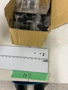 21LBS 8 X 1-14 SQUARE DRIVE FLAT HEAD