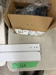35LBS 8 X 58 PHILLIPS FLAT HEAD TYPE A TAPPING SCREW