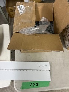73LBS 8 X 58 PHILLIPS FLAT HEAD TYPE A TAPPING SCREW