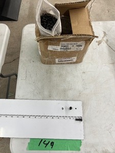 33LBS 14-20 X 1 PHILLIPS PAN HEAD MACHINE SCREW BLACK