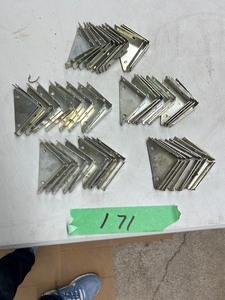 50 CORNER BRACKETS