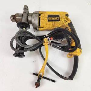 lot 3 image: Dewalt DW235G 12 VSR Drill 120V Corded Tested Works Good Condition