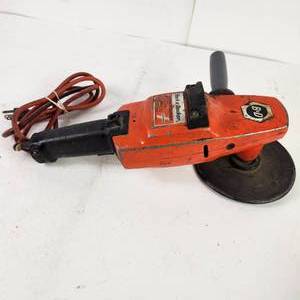 lot 18 image: Black & Decker Sander Polisher 7960 Tested Works Good Condition