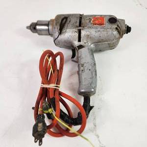 lot 21 image: Black & Decker Drill Tested Works Unsure Of Model Fair Condition