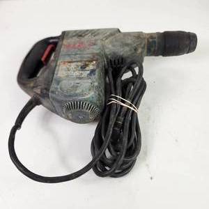lot 38 image: Bosch 11236VS Hammer Drill Fair Condition Tested Works
