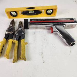 lot 41 image: Timing Light Untested Level Two Snipping Tools Good Condition