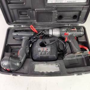 lot 68 image: Craftsman Tools 12 Drill Driver And Work Light G0406 Battery Charger Hard Case NO BATTERY Great Condition