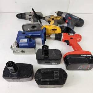 lot 76 image: Lot Of Miscellaneous Tools And Batteries Dewalt Bosch And More Good Condition UNTESTED