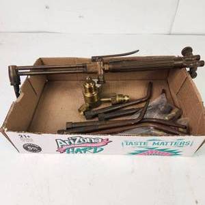 lot 79 image: Torch Pieces Great Condition