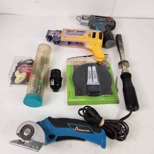 lot 83 image: Miscellaneous Lot Of Items Drill Bits Tools And More Good Condition