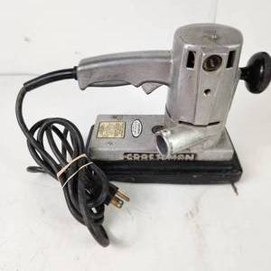 lot 92 image: Craftsman Commercial Dustless Dual Motion Sander Great Condition Tested Works