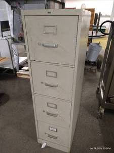 lot 44 image: HON Metal File Cabinet