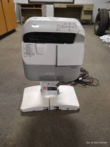 lot 49 image: Epson PowerLite 480 Projector