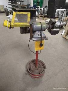 lot 56 image: Heavy Duty GrinderBuffer