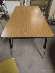 lot 65 image: Heavy Duty Rectangular Table