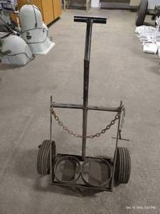 lot 66 image: Welding Tank Cart