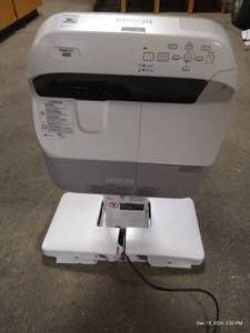 lot 71 image: Epson PowerLite 480 Projector