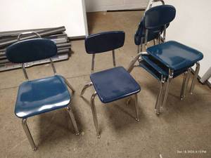 lot 86 image: Youth Chairs