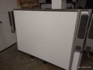 lot 88 image: Smart Board With Attached Speakers