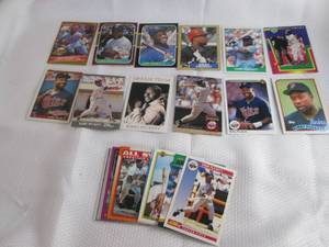lot 54 image: Assorted Kirby Puckett Cards...