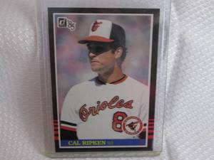 lot 90 image: 1985 Donruss Cal Ripken Card...