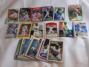 lot 106 image: Assorted Baseball Star Cards...