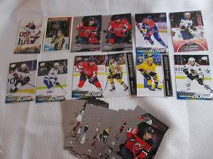 lot 116 image: Assorted Hockey  Cards...