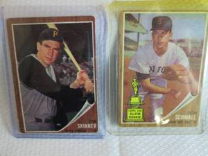 lot 168 image: Topps 1962 Don Schwall & Bob Skinn...