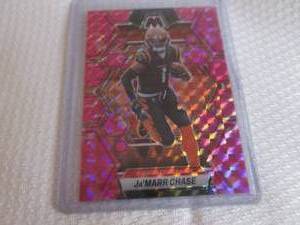 lot 183 image: 2023 Mosaic JaMarr Chase Pink Prizm...