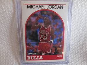 lot 189 image: 1989-90 NBA Hoops Michael Jordan Ca...