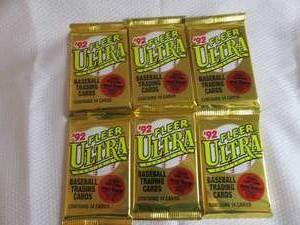 lot 194 image: 6-1992 Fleer Ultra Baseball Packs...