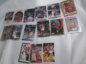 lot 83 image: Scottie Pippen Insert & Base Cards...