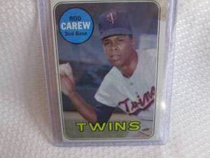 lot 323 image: 1969 Topps Rod Carew Card...